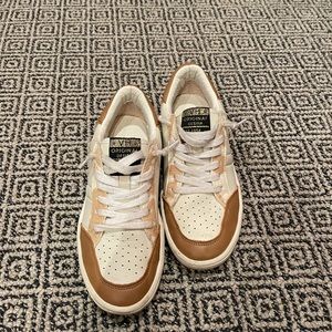 Vintage Havana Cameron White Multi Sneakers